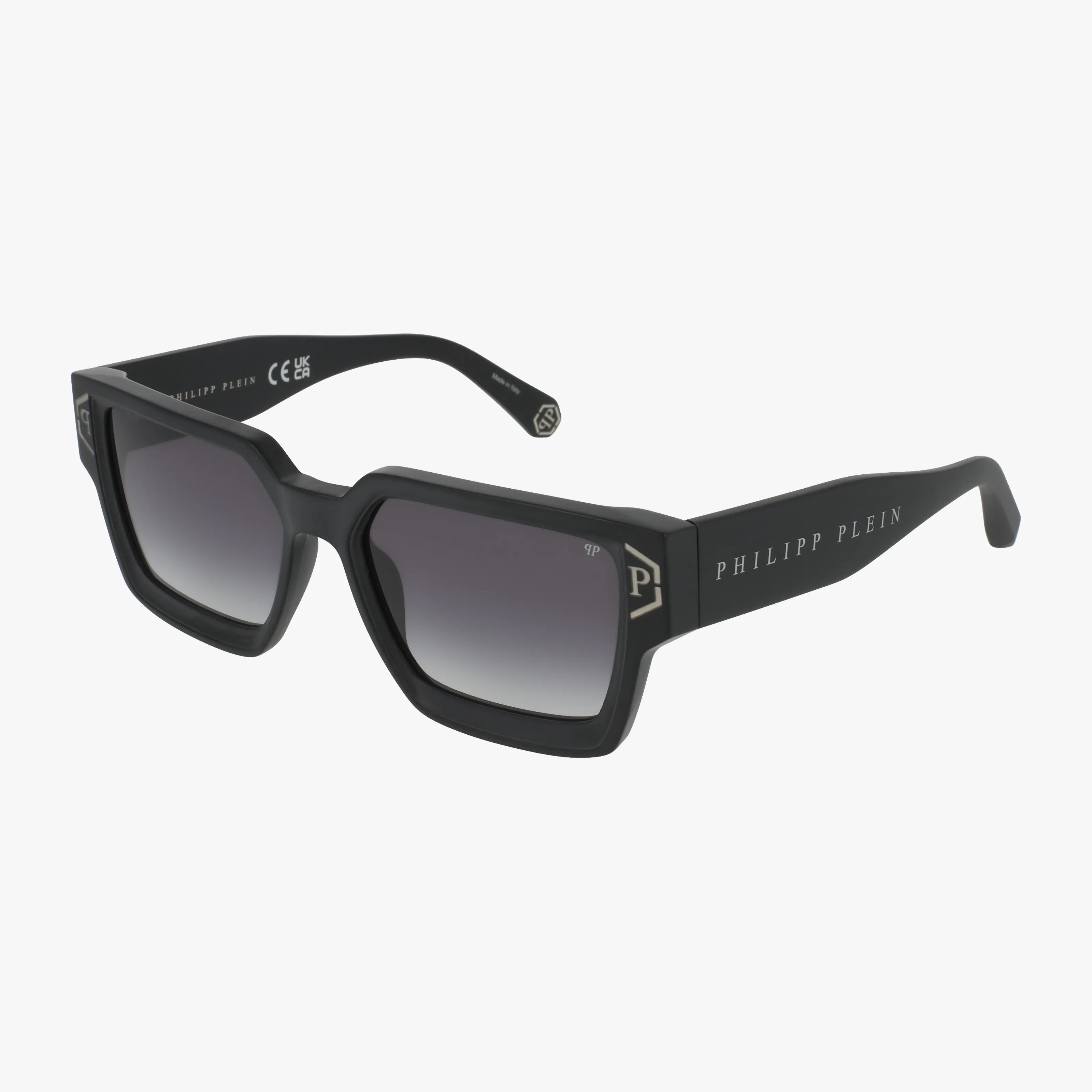 SPP005V: Black rectangular modern sunglasses featuring dark gradient lenses, a durable frame with PHILIPP PLEIN in white on the arms, and a small PL logo by the hinge. Functional protection and stylish design on a white background.